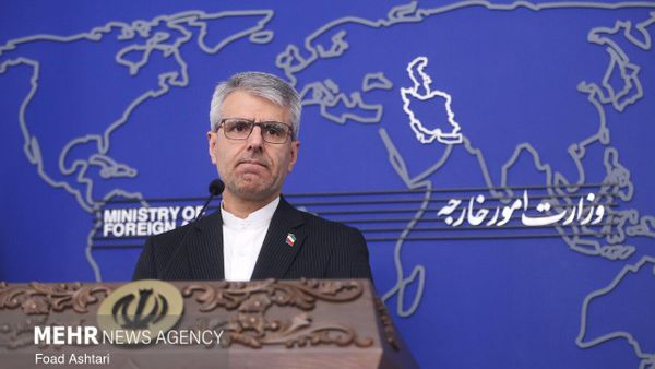 Iranian Foreign Ministry spokesman Esmaeil Baghaei is holding a press conference, April 15, 2026 - Sputnik International
