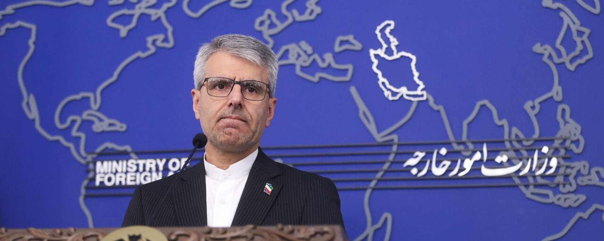 Iranian Foreign Ministry spokesman Esmaeil Baghaei is holding a press conference, April 15, 2026 - Sputnik International, 1920, 27.08.2026