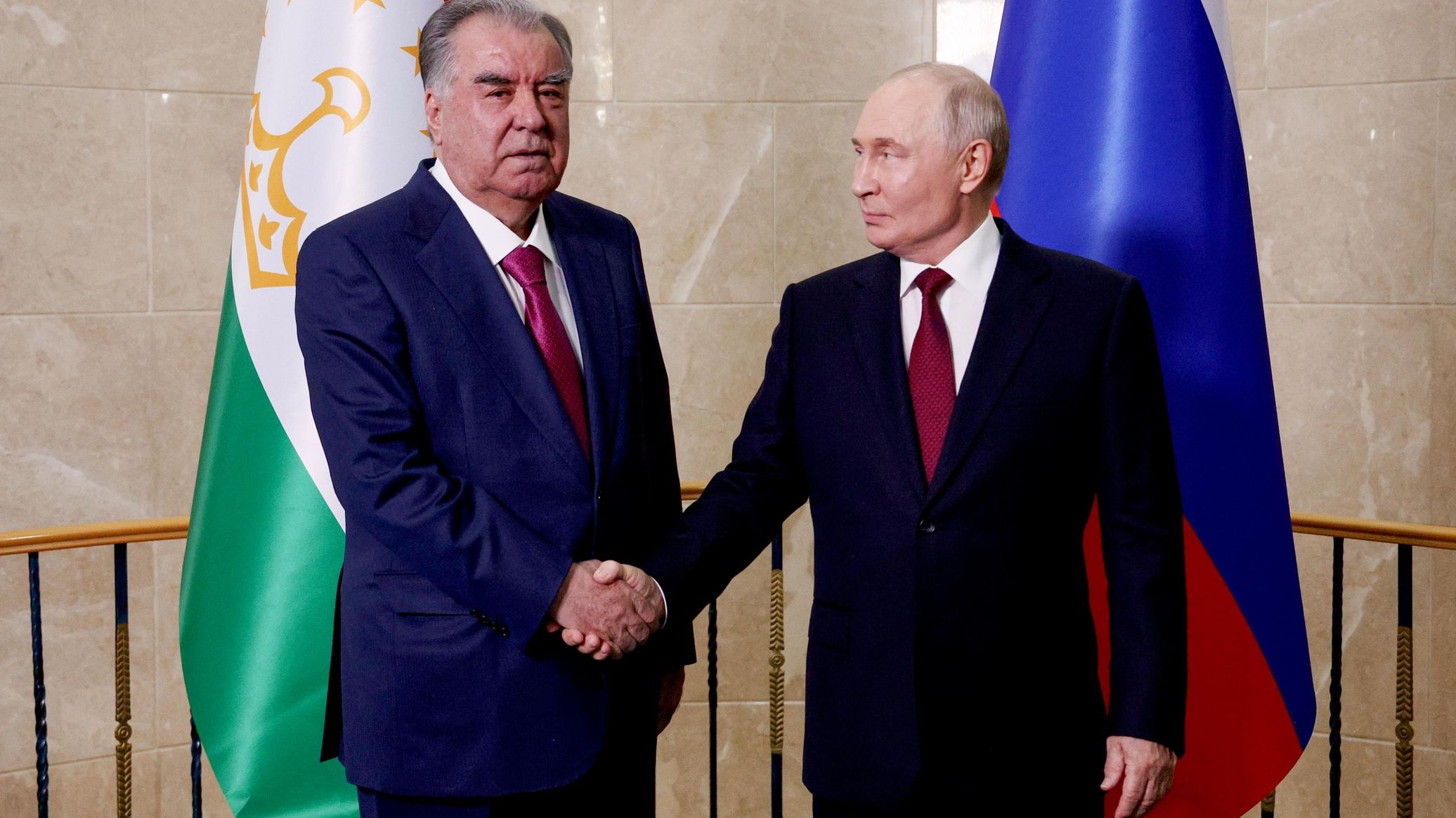Russia, Tajikistan in Close Contact on Security Issues - Putin
