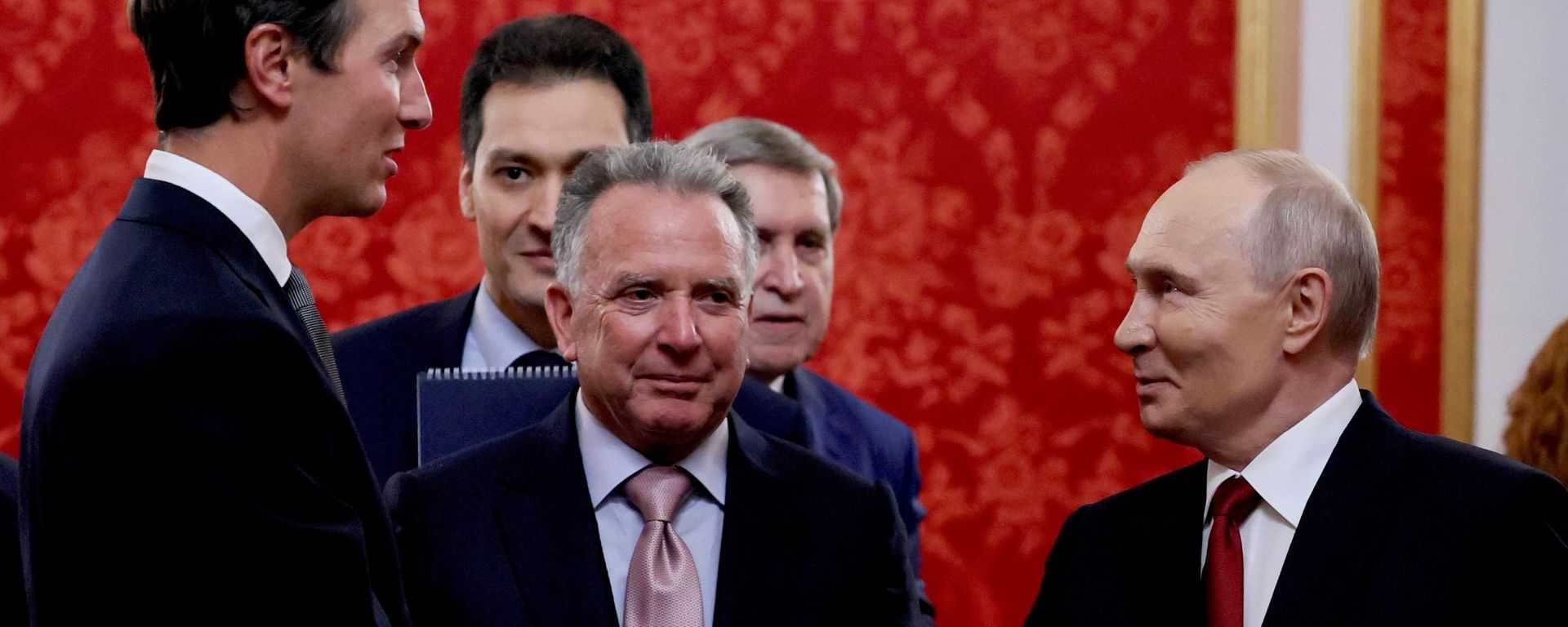 Russian President Vladimir Putin holds talks with US presidential envoys Steve Witkoff and Jared Kushner in the Kremlin - Sputnik International, 1920, 08.09.2026