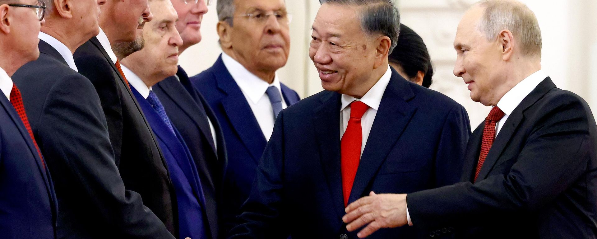 Russian President Vladimir Putin with Vietnamese President To Lam in the Kremlin - Sputnik International, 1920, 09.09.2026
