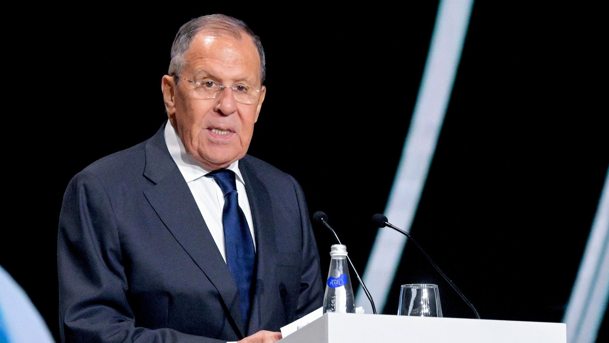 West Trying to Preserve Its Weakening Economic Position Through Dishonest Means - Lavrov