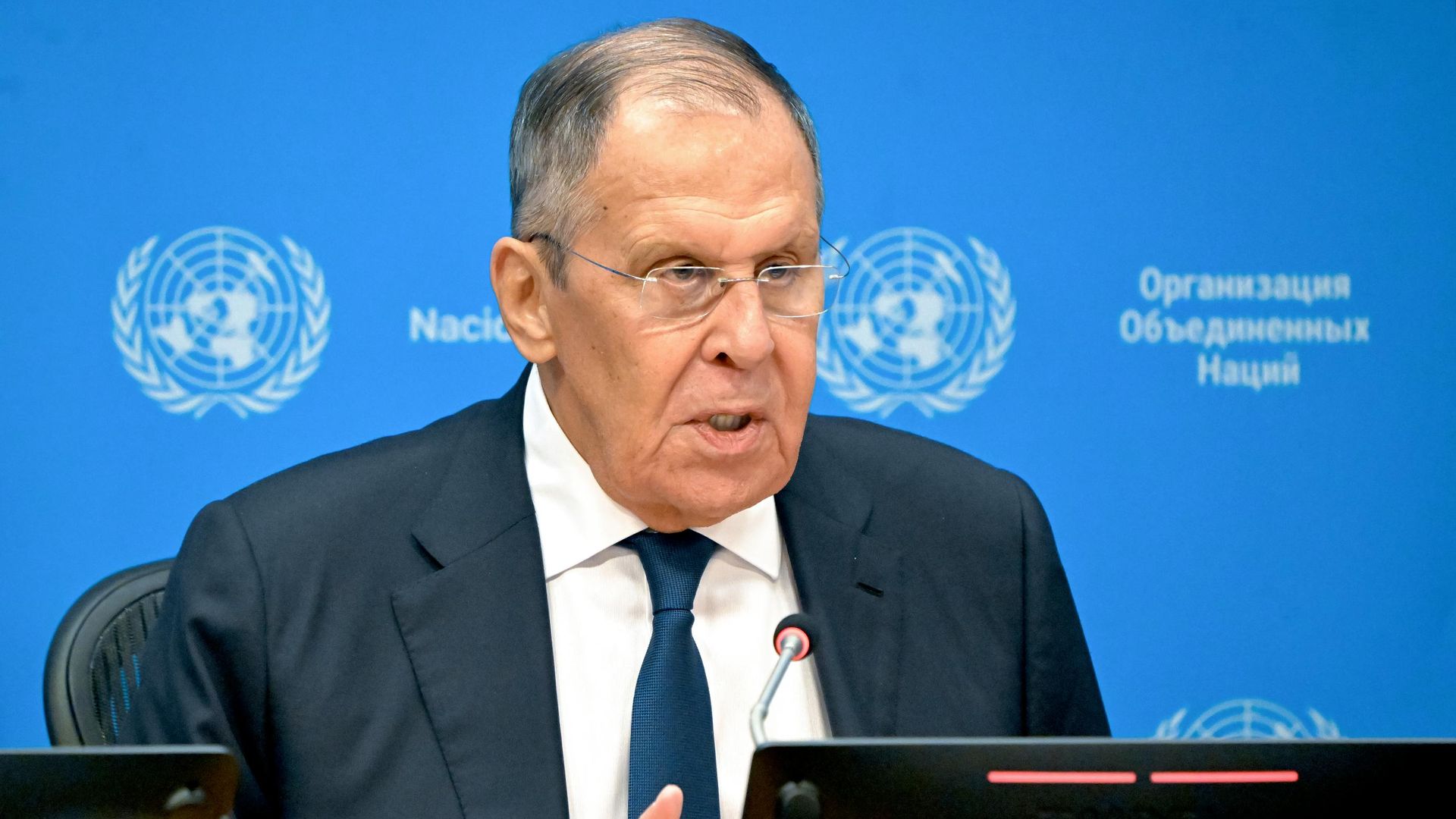 Russian Foreign Minister Sergey Lavrov speaking to the press on the sidelines of the 81st session of the UN General Assembly in New York. Russian Foreign Minister Sergey Lavrov speaking to the press on the sidelines of the 81st session of the UN General Assembly in New York. - Sputnik International, 1920, 26.09.2026