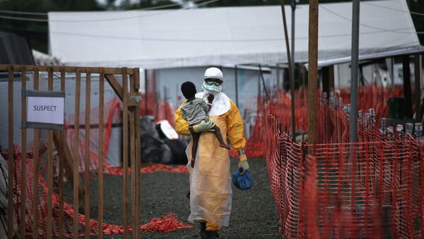 Health workers fighting the Ebola outbreak in West Africa deserve special recognition for their hard work, humanitarian organization Doctors Without Borders told Sputnik Thursday. - Sputnik International