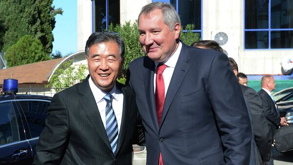 During a meeting with Russia’s Deputy Prime Minister Dmitry Rogozin Saturday, China’s Vice Premier Wang Yang stated that the West was wrong in imposing economic sanctions against Russia. - Sputnik International