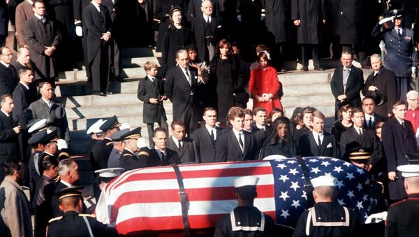 John F. Kennedy's Funeral Robert Kennedy and Ted Kennedy with Jackie Kennedy - Sputnik International
