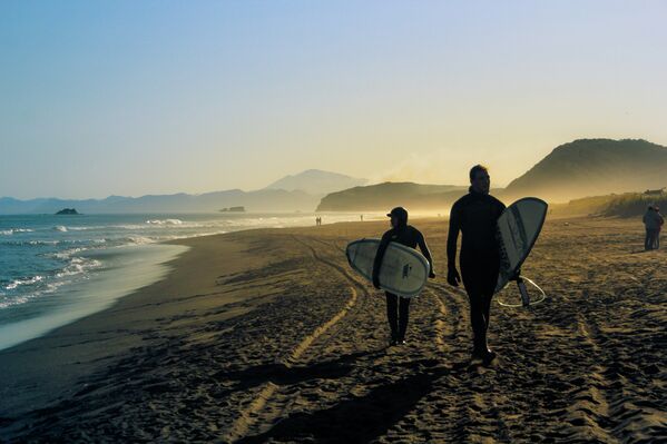 Surfing in Kamchatka Surfing in Kamchatka - Sputnik International