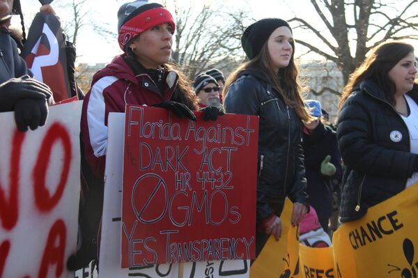 Mike Pompeo, the sponsor of the so-called DARK Act, received almost $100,000 from agribusiness in the last election cycle. Mike Pompeo, the sponsor of the so-called DARK Act, received almost $100,000 from agribusiness in the last election cycle. - Sputnik International