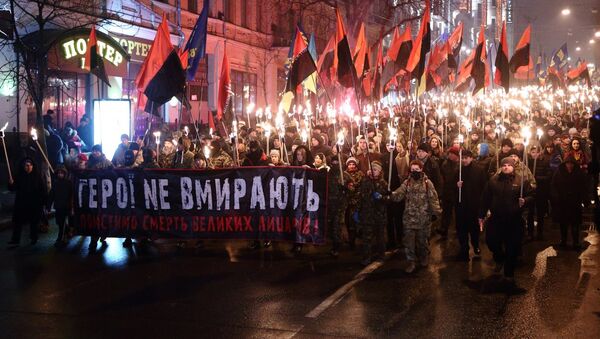 Torch procession in Kiev commemorating Stepan Bandera, leader of the Organization of Ukrainian Nationalists, January 1, 2015. - Sputnik International