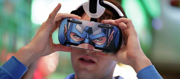 Samsung's Gear VR headset at the Samsung Galaxy booth at the International CES - Sputnik International