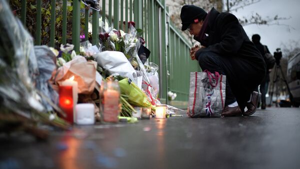 Tributes for dead after Charlie Hedbo shooting in Paris - Sputnik International