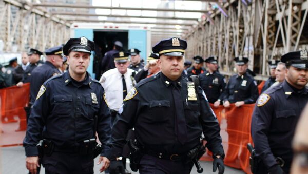 New York Police officers during the Occupy protests on the Brooklyn Bridge in 2011. - Sputnik International