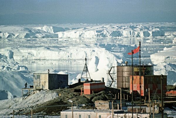 The Soviet geophysical observatory Mirny in Antarctica - Sputnik International