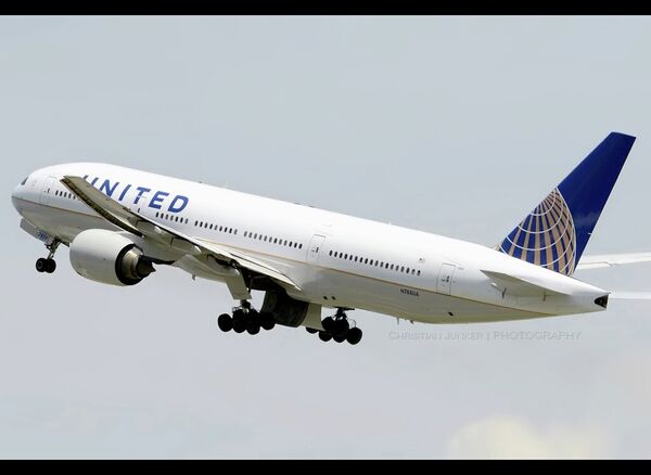 United Airlines United Airlines - Sputnik International
