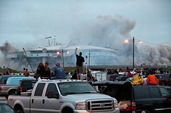 2010 controlled demolition of Texas Stadium. 2010 controlled demolition of Texas Stadium. - Sputnik International
