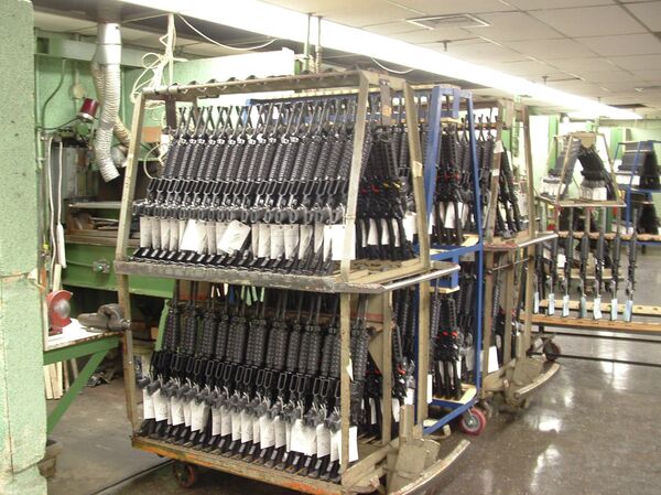 Tens of thousands of M4 carbine rifles, such as those shown here, are being sent to Iraq from the U.S., only to end up in the hands of pro-Iranian militias. Tens of thousands of M4 carbine rifles, such as those shown here, are being sent to Iraq from the U.S., only to end up in the hands of pro-Iranian militias. - Sputnik International