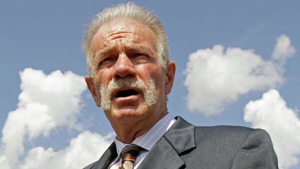Pastor Terry Jones speaks to members of the media at the Dove World Outreach Center in Gainesville, Fla., Friday, Sept. 10, 2010 - Sputnik International
