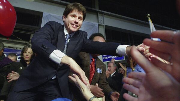 Then-U.S. Rep. Rod Blagojevich thanks supporters at his election night party in Chicago, March 19, 2002, after he received his party's nomination for governor. Blagojevich would later be sentenced to 14 years in prison for blatant corruption. - Sputnik International