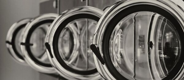 A day will come in the near future when we won’t have to do laundry anymore because clothes would magically clean themselves when exposed to light. Well, perhaps not exactly magically, but due to special nanostructures, Mahsa Mohammad Taheri, a researcher involved in this breakthrough discovery, told Radio Sputnik. - Sputnik International