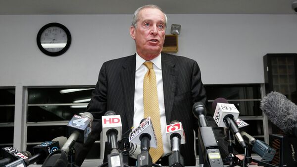 Jerry Massie, spokesman for the Oklahoma Department of Corrections, announces the death of inmate Charles Warner, who was executed on Thursday at the state penitentiary in McAlester. During the lethal injection, Warner complained that his body was on fire. Jerry Massie, spokesman for the Oklahoma Department of Corrections, announces the death of inmate Charles Warner, who was executed on Thursday at the state penitentiary in McAlester. During the lethal injection, Warner complained that his body was on fire. - Sputnik International