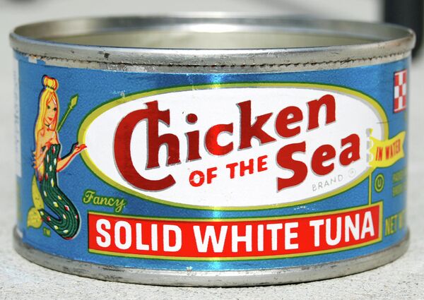 Food cans are often lined with a substance that contains BPA. Experts advise to avoid canned food that is packed in oil. Food cans are often lined with a substance that contains BPA. Experts advise to avoid canned food that is packed in oil. - Sputnik International