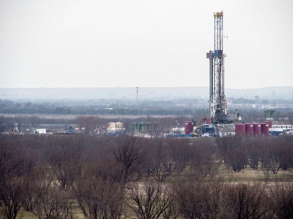 Oklahoma, Texas and Kansas have been witnessing tens of temblors, which scientists link to hydraulic fracking and its wastewater wells in the area. - Sputnik International