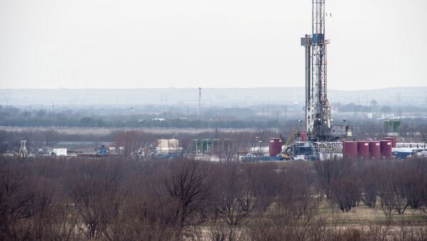 Oklahoma, Texas and Kansas have been witnessing tens of temblors, which scientists link to hydraulic fracking and its wastewater wells in the area. - Sputnik International