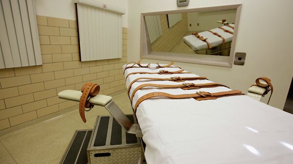 This Oct. 9, 2012 file photo show the lethal injection chamber of the South Dakota State Penitentiary in Sioux Falls. Attorney General Marty Jackley has asked South Dakota court officials to set a spring execution date for Rodney Berget, convicted and sentenced to death for the April 2011 killing of Sioux Falls prison guard Ronald Johnson. - Sputnik International