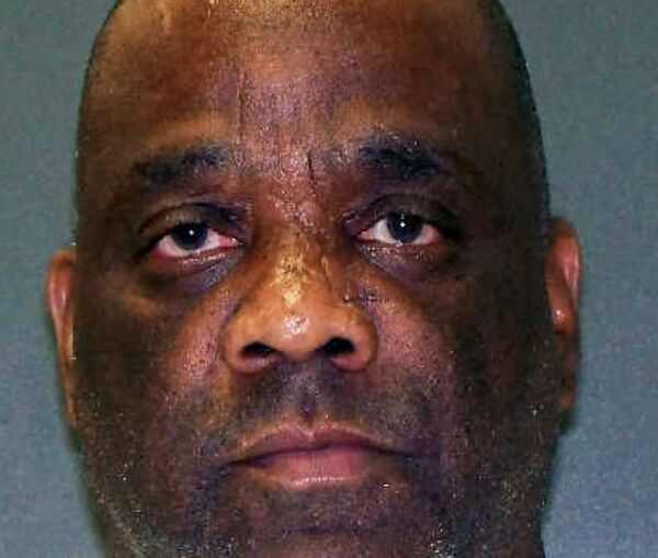 A psychiatric evaluation of Robert Ladd conducted in 1970, when he was a 13 year old in juvenile custody, put his IQ at 67. A psychiatric evaluation of Robert Ladd conducted in 1970, when he was a 13 year old in juvenile custody, put his IQ at 67. - Sputnik International