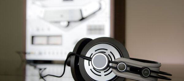 Headphones Headphones - Sputnik International