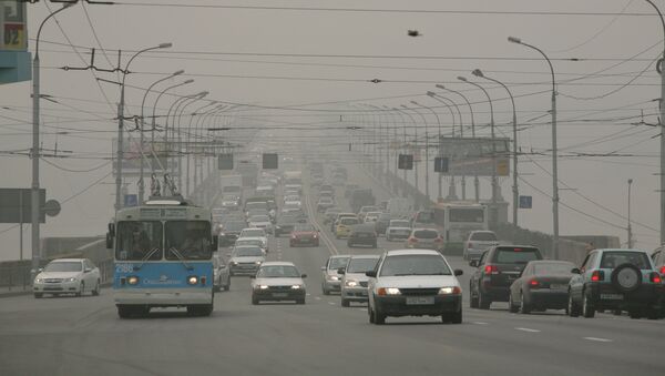 Dense wildfire smog in Novosibirsk - Sputnik International