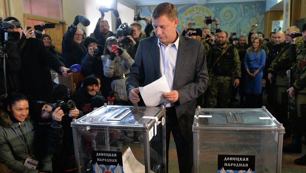 The current prime minister of the self-proclaimed Donetsk People's Republic, Alexander Zakharchenko, is leading in Sunday’s elections in the east Ukrainian republic with 81 percent, according to the latest exit polls. - Sputnik International