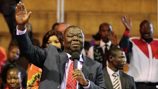 Morgan Tsvangirai addresses members of his opposition Movement For Democratic Change (MDC) party in Harare - Sputnik International
