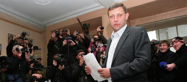 Zakharchenko's Donetsk Republic party leads in the parliamentary election with some 662,000 votes. - Sputnik International