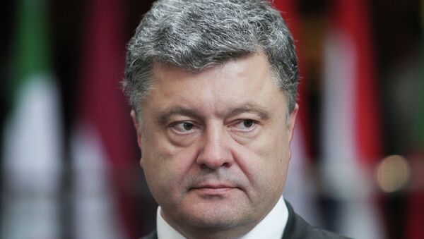 Ukrainian President Petro Poroshenko said Kiev considers introducing changes to its action plan amid Donbas elections - Sputnik International