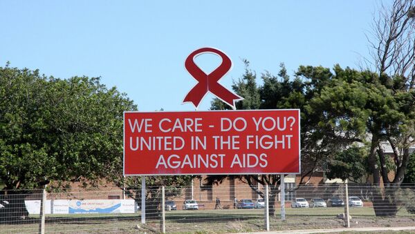 Leading AIDS activist has blamed UK authorities for aid cessation for a AIDS health campaign in South Africa - Sputnik International