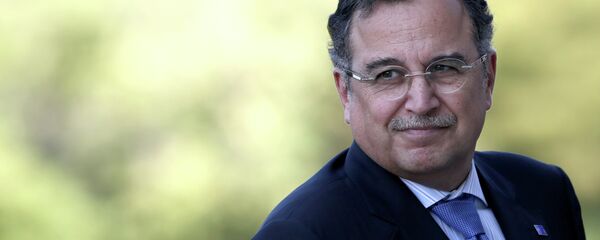 Egypt is interested in enhancing its cooperation with Russia and plans to purchase modern Russian-made military equipment, the country's former Minister of Foreign Affairs, Nabil Fahmy told Rossiya Segodnya International Information Agency Friday. - Sputnik International