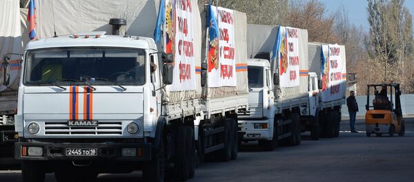 Russian humanitarian aid convoy reaches Donetsk Russian humanitarian aid convoy reaches Donetsk - Sputnik International