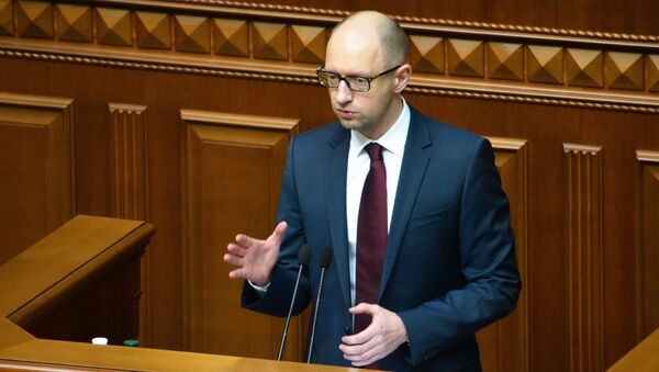 Ukrainian Prime Minister Arseniy Yatsenyuk announced energy-saving measures across the country - Sputnik International