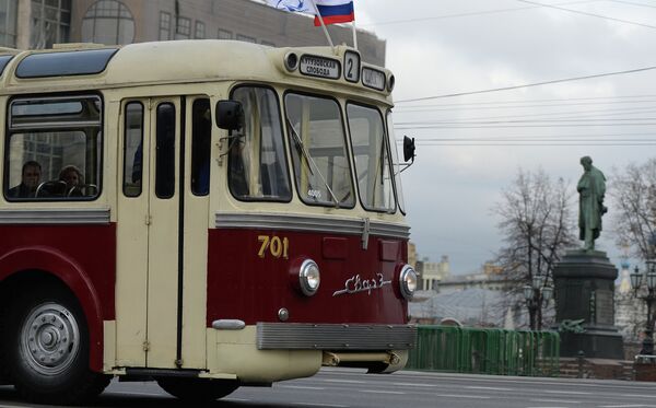 Retro Trolleybuses Parade Through Downtown Moscow - Sputnik International