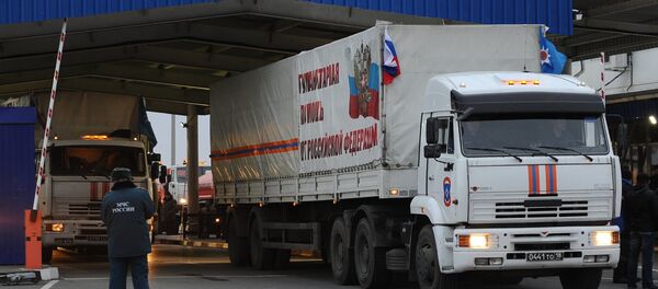 Trucks carrying Russian humanitarian aid for residents of Donbas. - Sputnik International