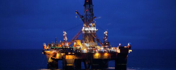 Russian oil giant Rosneft has signed a 10-year contract to deliver 10 million tons of oil annually to India, Rosneft CEO Igor Sechin said Thursday. - Sputnik International