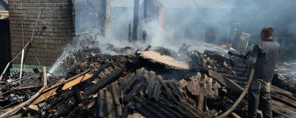 A recent United Nations report covers the situation in Ukraine, stating that the use of cluster bombs and mass executions in war-torn Donbas may be considered war crimes. - Sputnik International