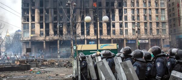 Police in Maidan square in Kiev, Ukraine, Feb 19, 2014 - Sputnik International