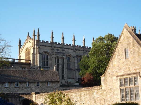 Oxford - Sputnik International