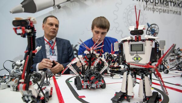 Speaking at the Day of Robotechnics Olympiad in Sochi on Friday, Russian education officials revealed plans to make robotics a subject in the country's school curriculum. - Sputnik International