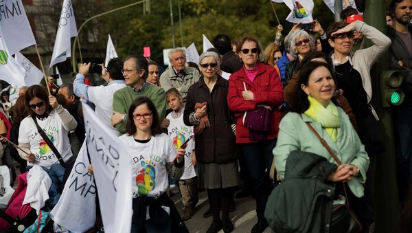 People attend an anti-abortion rally in Madrid, Spain, Saturday, Nov. 22, 2014 - Sputnik International
