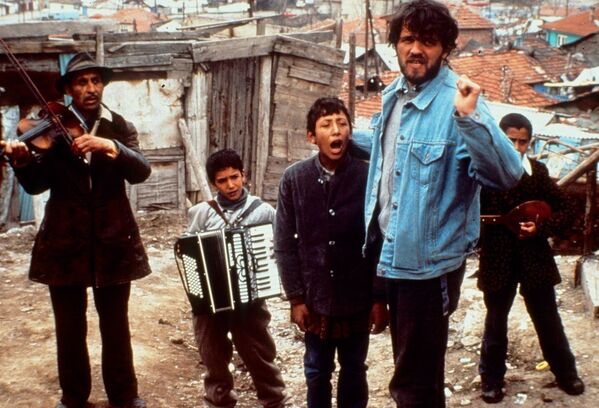 Film director Emir Kusturica during the filming Time of Roma. 1988 - Sputnik International