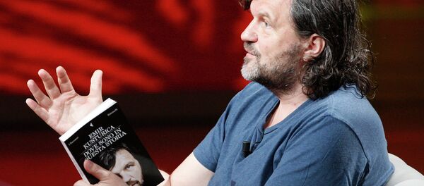 Serbian film director Emir Kusturica gestures during the Italian State RAI TV program Che Tempo che Fa, in Milan, Italy - Sputnik International