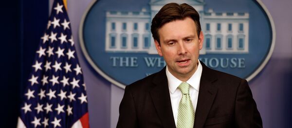 White House Press Secretary Josh Earnest speaks during the daily press briefing at the White House in Washington, Monday, Nov. 24, 2014. - Sputnik International
